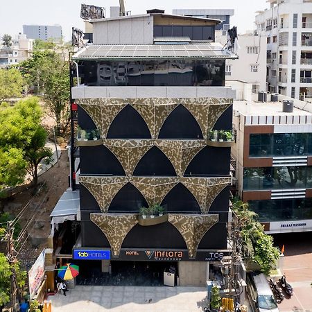 Oriva Vinflora Residency - Nr Lv Prasad Hospital, Banjara Hills Hotel Hyderabad Eksteriør billede