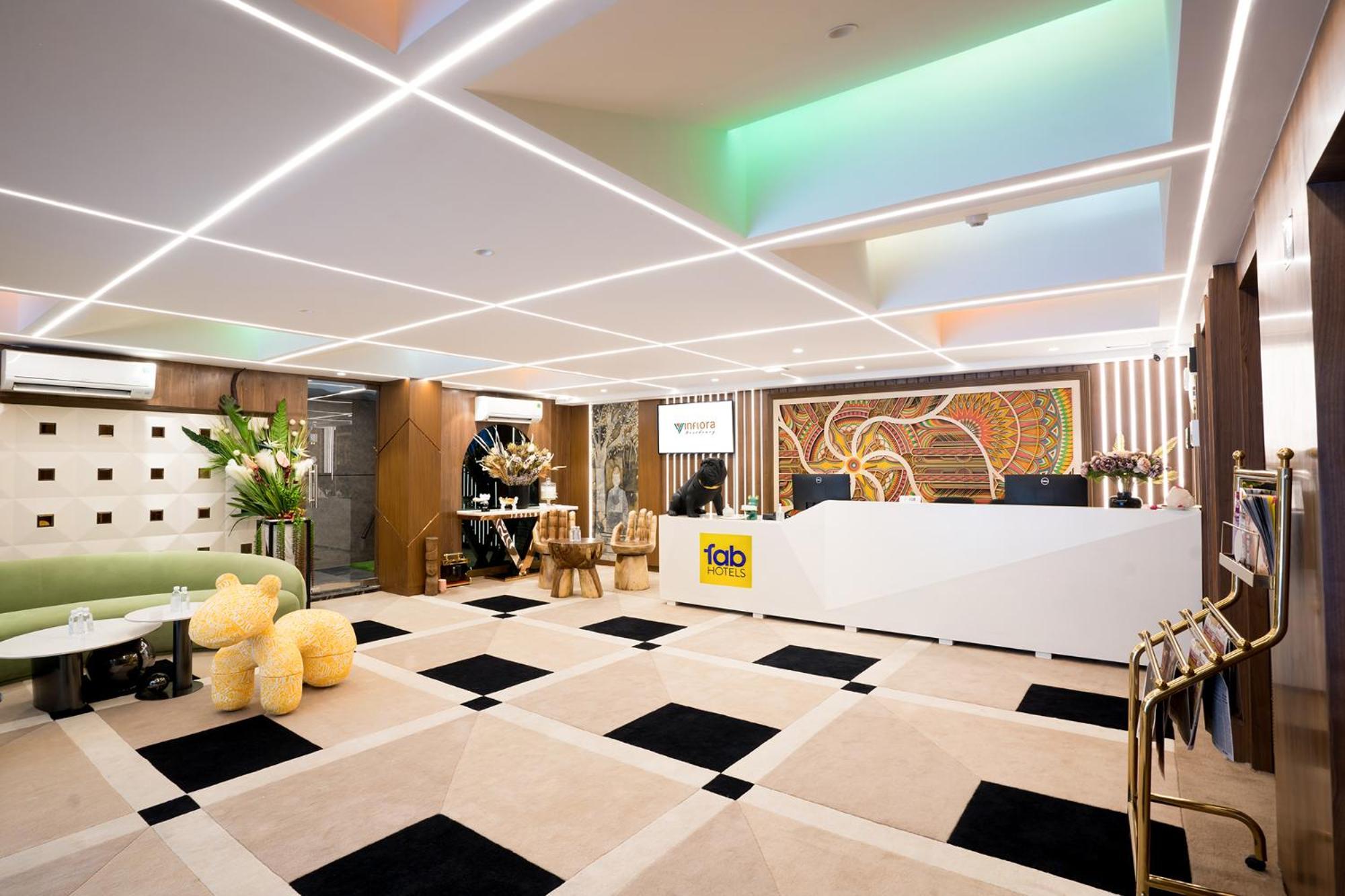 Oriva Vinflora Residency - Nr Lv Prasad Hospital, Banjara Hills Hotel Hyderabad Eksteriør billede
