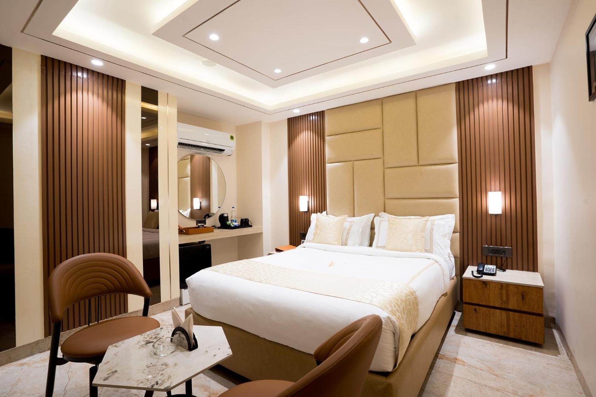 Oriva Vinflora Residency - Nr Lv Prasad Hospital, Banjara Hills Hotel Hyderabad Eksteriør billede