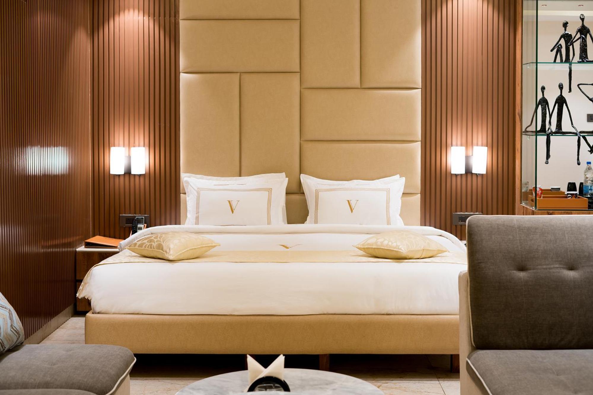 Oriva Vinflora Residency - Nr Lv Prasad Hospital, Banjara Hills Hotel Hyderabad Eksteriør billede