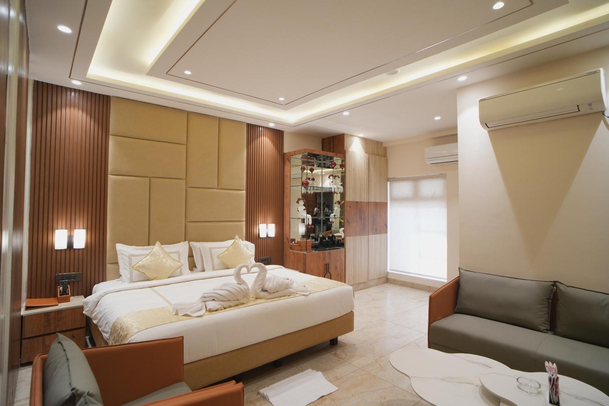 Oriva Vinflora Residency - Nr Lv Prasad Hospital, Banjara Hills Hotel Hyderabad Eksteriør billede