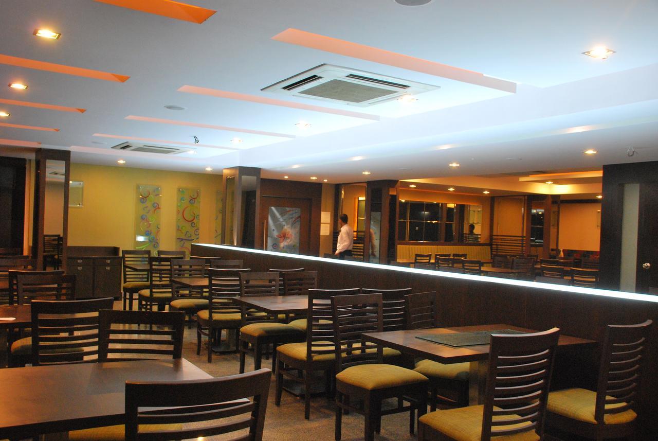 Oriva Vinflora Residency - Nr Lv Prasad Hospital, Banjara Hills Hotel Hyderabad Eksteriør billede